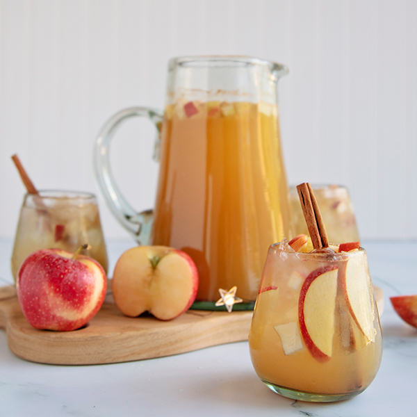 Festive Apple Pie Punch Recipe